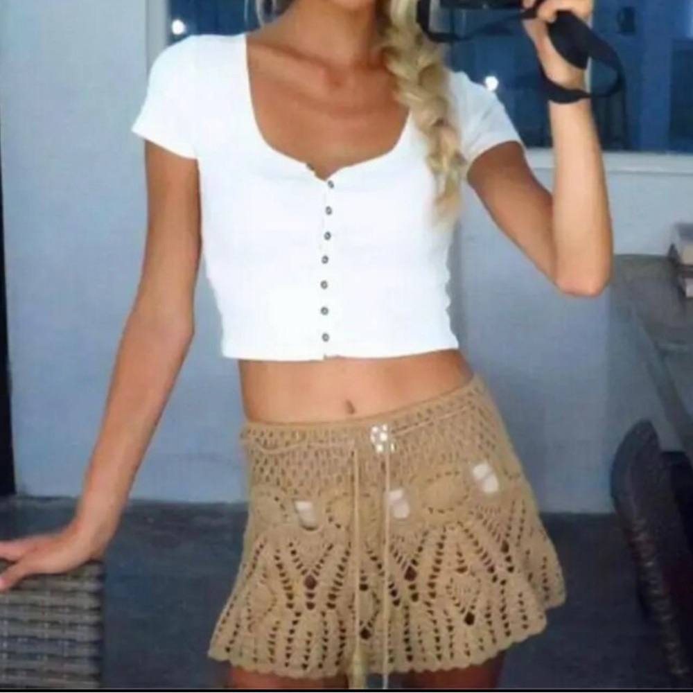 NWOT 2 Adorable Stretchable Waist Swim Coverup Crochet Knit Skirt